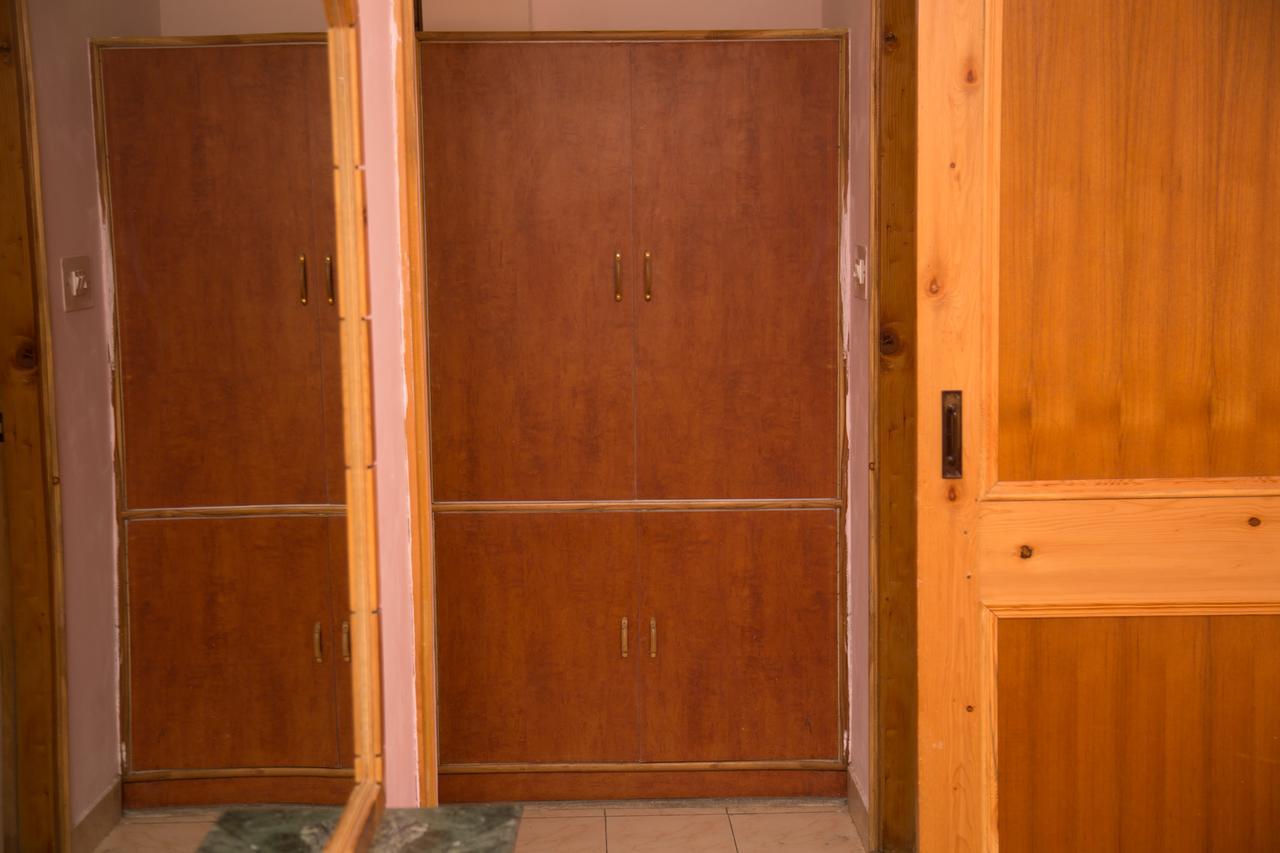 Hotel Satkar Residency - Riverside Old Manali מראה חיצוני תמונה